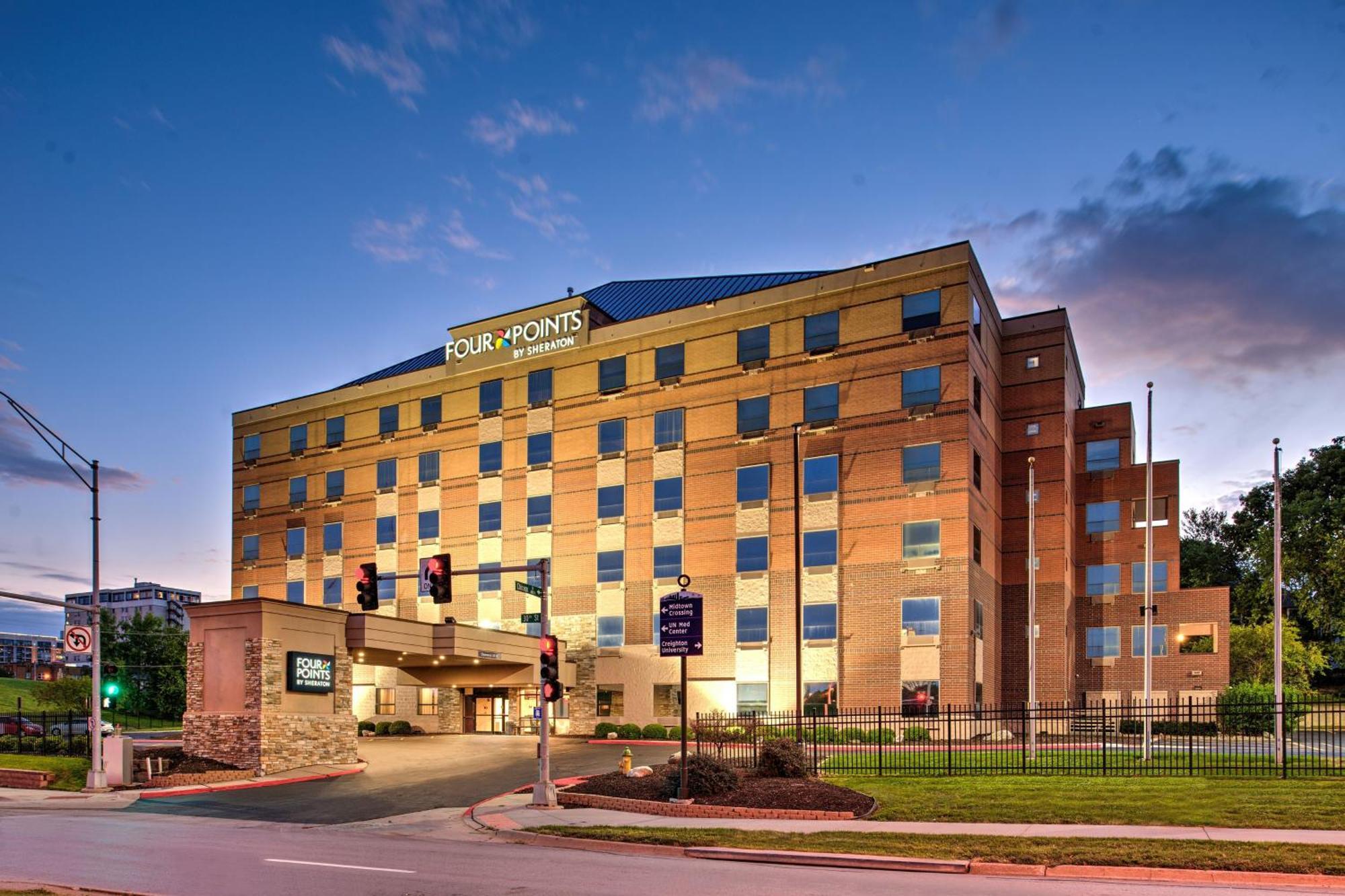 Four Points By Sheraton Omaha Midtown Εξωτερικό φωτογραφία