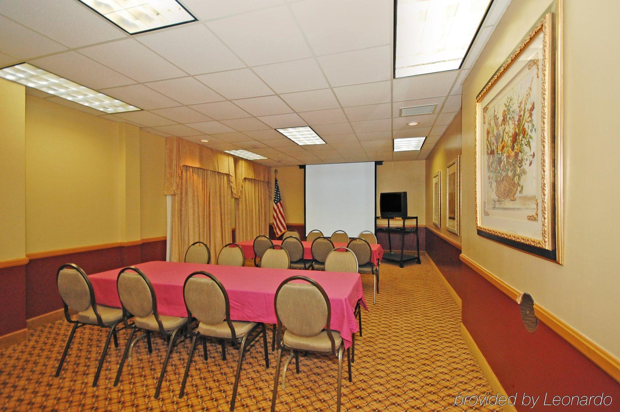 Four Points By Sheraton Omaha Midtown Εξωτερικό φωτογραφία