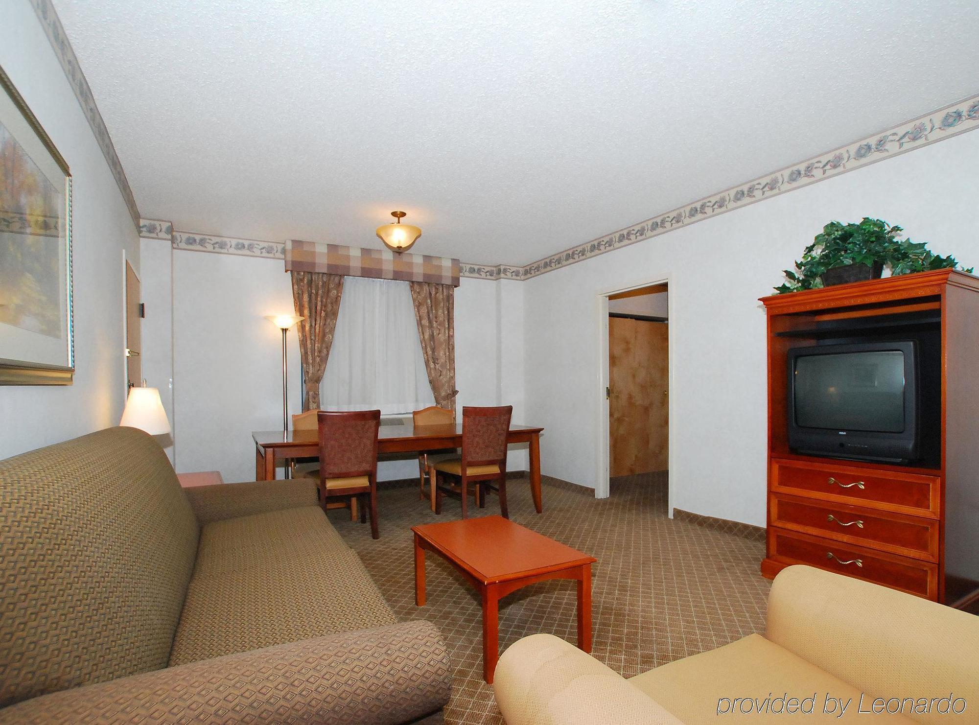 Four Points By Sheraton Omaha Midtown Εξωτερικό φωτογραφία